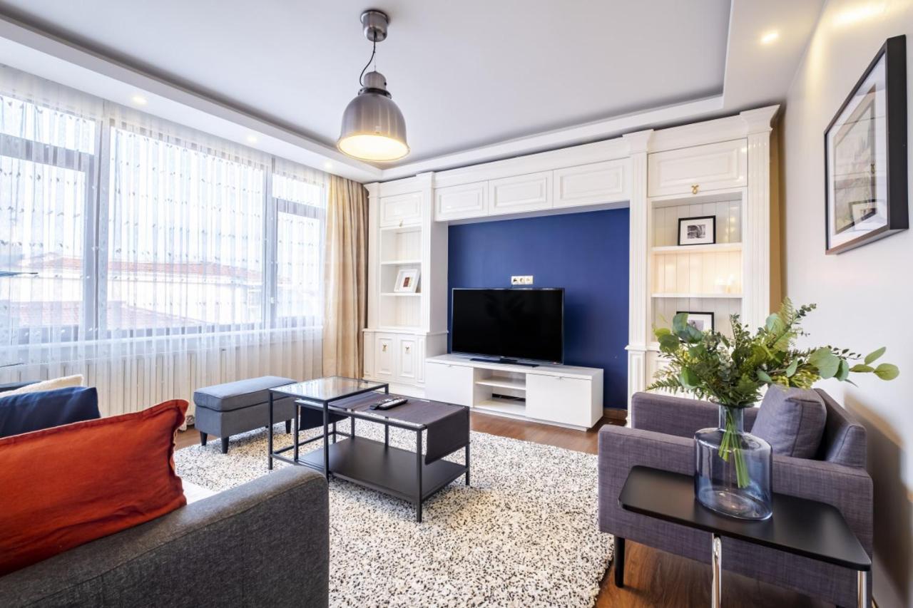 Captivating Flat With Balcony Near Besiktas Pier Apartment Истанбул Екстериор снимка