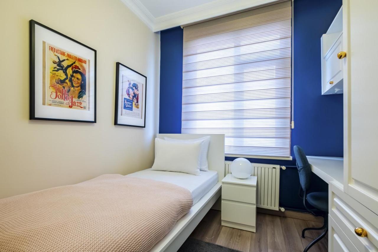 Captivating Flat With Balcony Near Besiktas Pier Apartment Истанбул Екстериор снимка